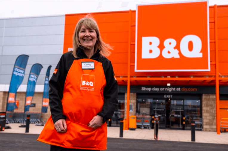 B&Q store